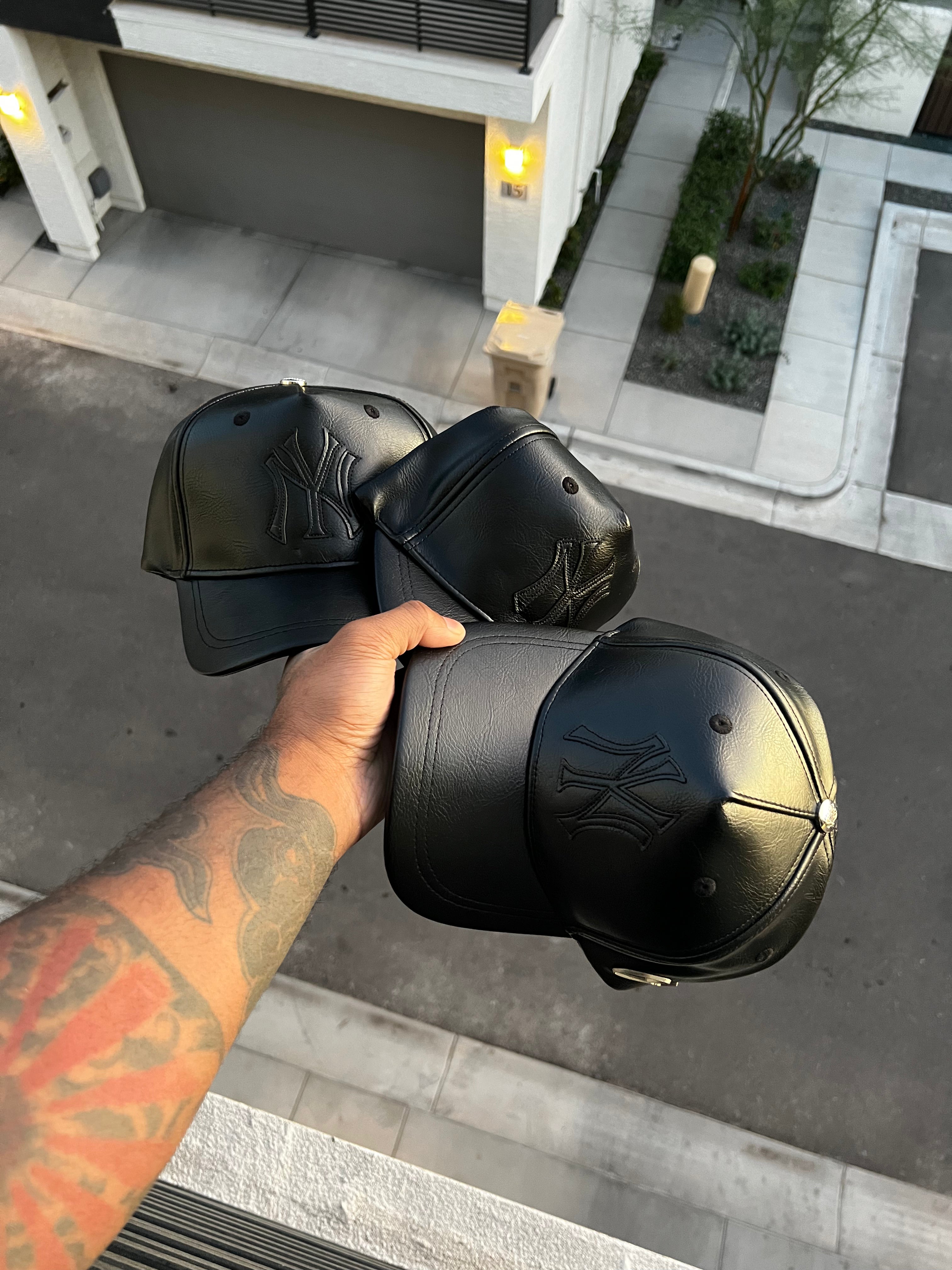 TRIPLE ONYX NY ITALIAN FULL LEATHER CAP